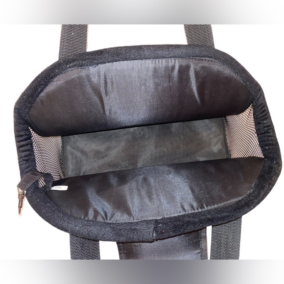 Alfagear Brand Shoulder Style Small Pet Carrier in Black - Picture 5 of 6